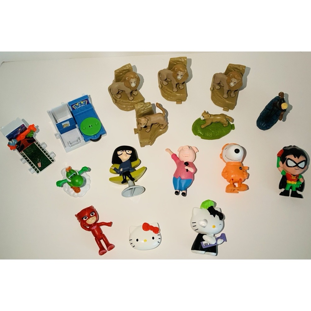Happy Meal Toys Lot of 16 McDonald's Toys Various‎ Lion king Snoopy Hello Kitty
